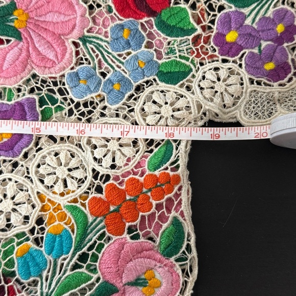 Floral Embroidered Lace Top - Picture 5 of 7